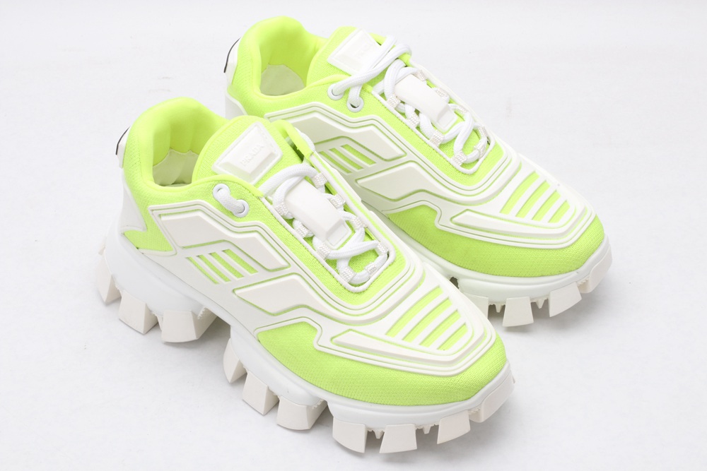 P*rada SNEAKER
